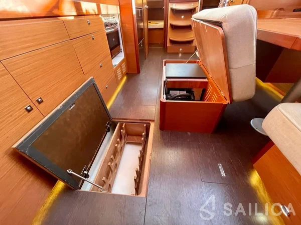 Dufour 460 GL - Yacht Charter Sailica