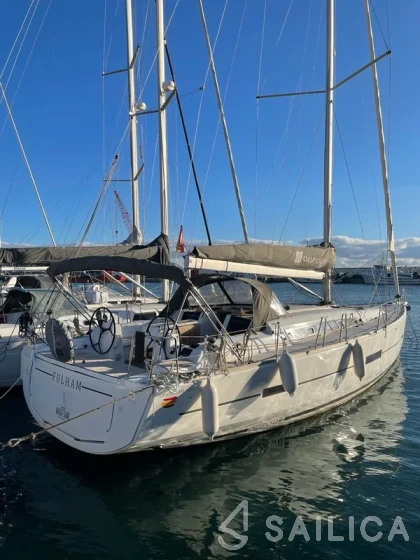 Dufour 460 GL - Yacht Charter Sailica