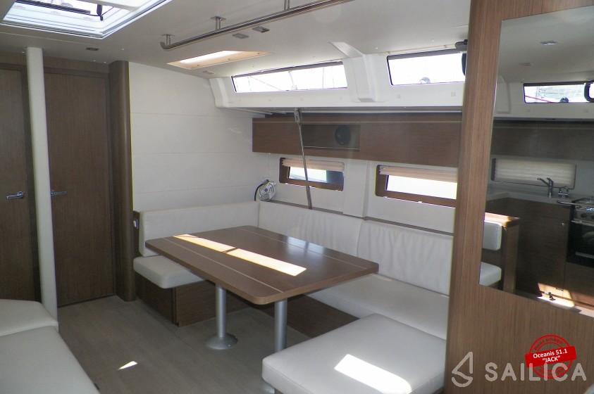 Oceanis 51.1 - Yacht Charter Sailica