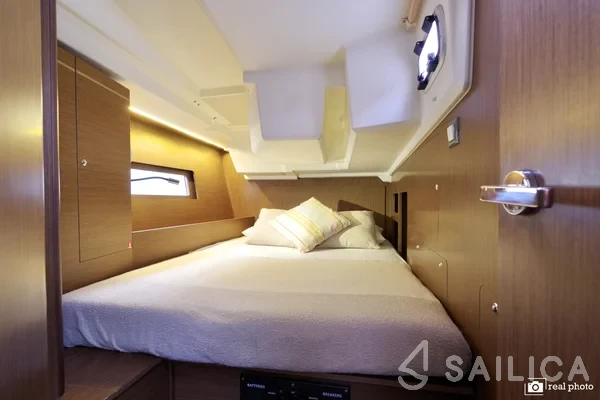 Oceanis 46.1 - Yacht Charter Sailica