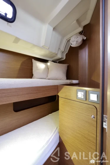 Oceanis 46.1 - Yacht Charter Sailica