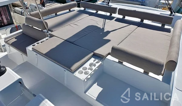 Bali Catspace - Yacht Charter Sailica