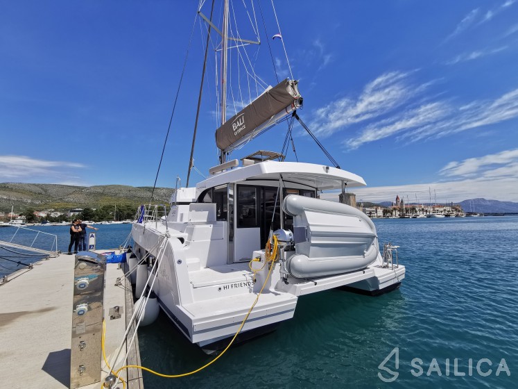 Bali Catspace - Yacht Charter Sailica