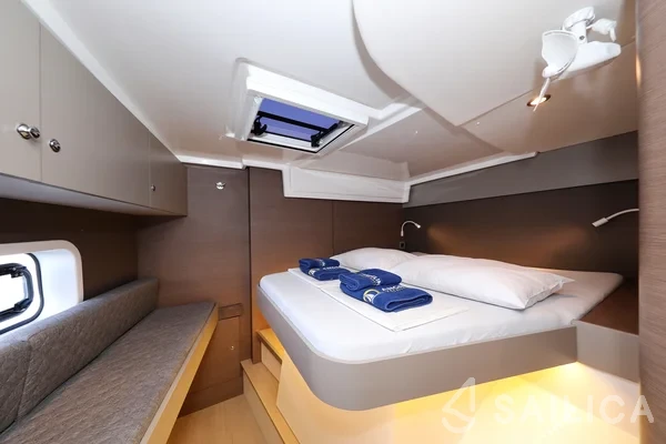 Bali Catspace - Yacht Charter Sailica