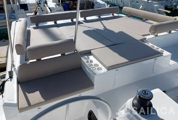 Bali Catspace - Yacht Charter Sailica