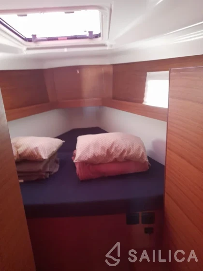 Elan 45 Impression - Yacht Charter Sailica