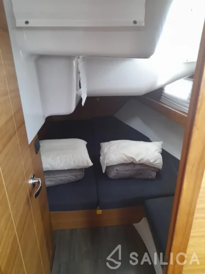 Elan 45 Impression - Yacht Charter Sailica