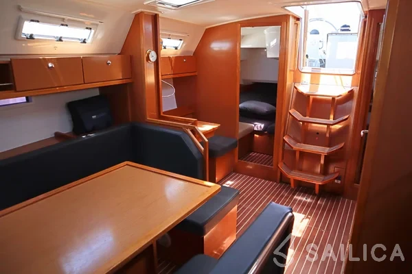 Bavaria 40 Cruiser - Yacht Charter Sailica
