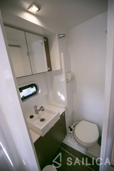 Bali 4.3 - Yacht Charter Sailica