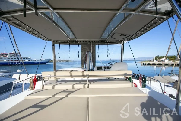 Bali 4.3 - Yacht Charter Sailica