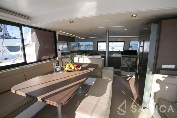Bali 4.3 - Yacht Charter Sailica