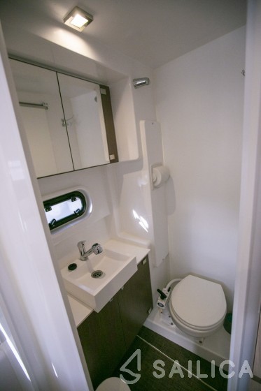 Bali 4.3 - Yacht Charter Sailica