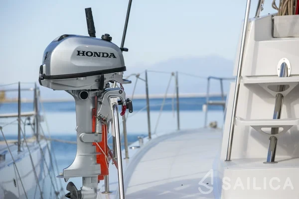 Bali 4.3 - Yacht Charter Sailica