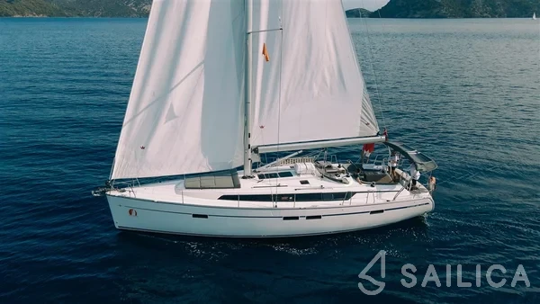 Bavaria 46 Cruiser - Yacht Charter Sailica