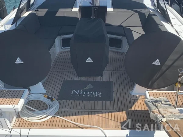 Oceanis 51.1 - Yacht Charter Sailica