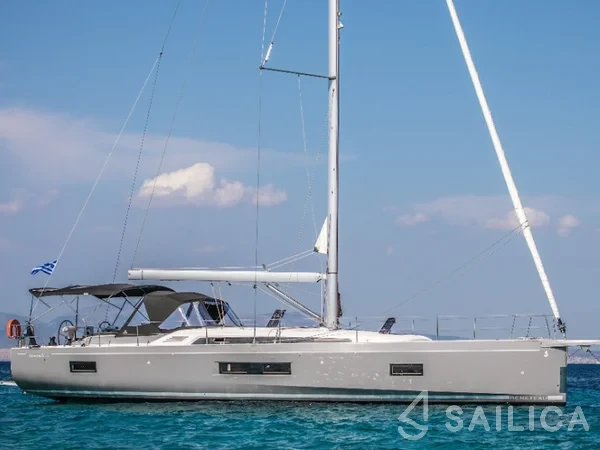 Oceanis 51.1 - Yacht Charter Sailica