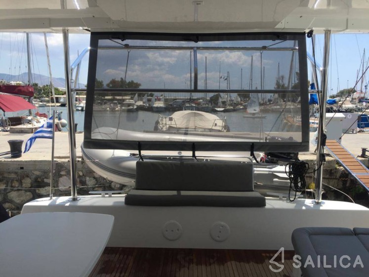 Lagoon 42 - Yacht Charter Sailica