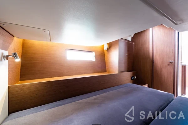 Oceanis 51.1 - Yacht Charter Sailica