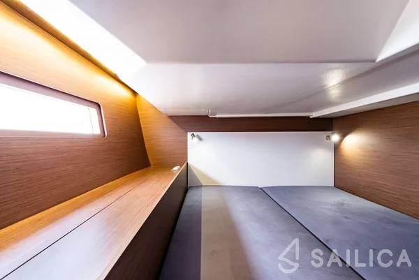 Oceanis 51.1 - Yacht Charter Sailica