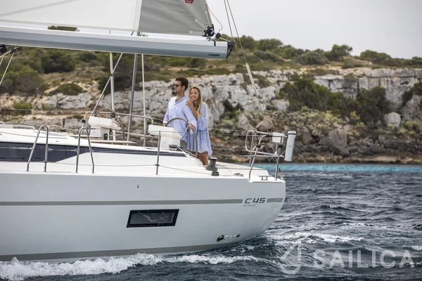 Bavaria C45 - Yacht Charter Sailica