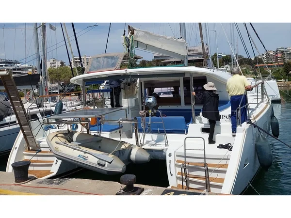 Lagoon 400 S2 - Yacht Charter Sailica