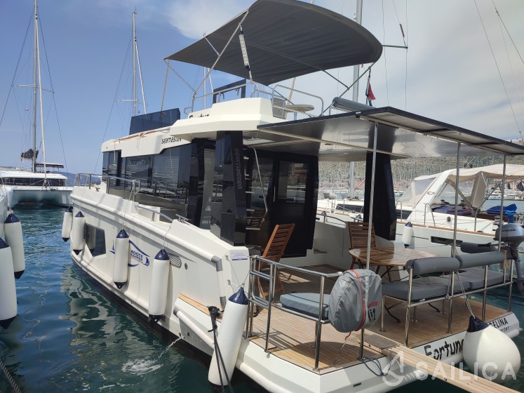 Seamaster 45 - Yacht Charter Sailica