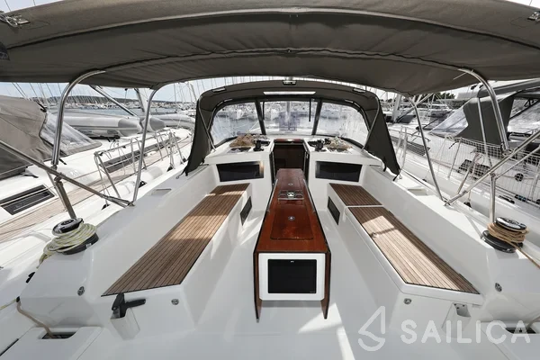 Dufour 470 - Yacht Charter Sailica