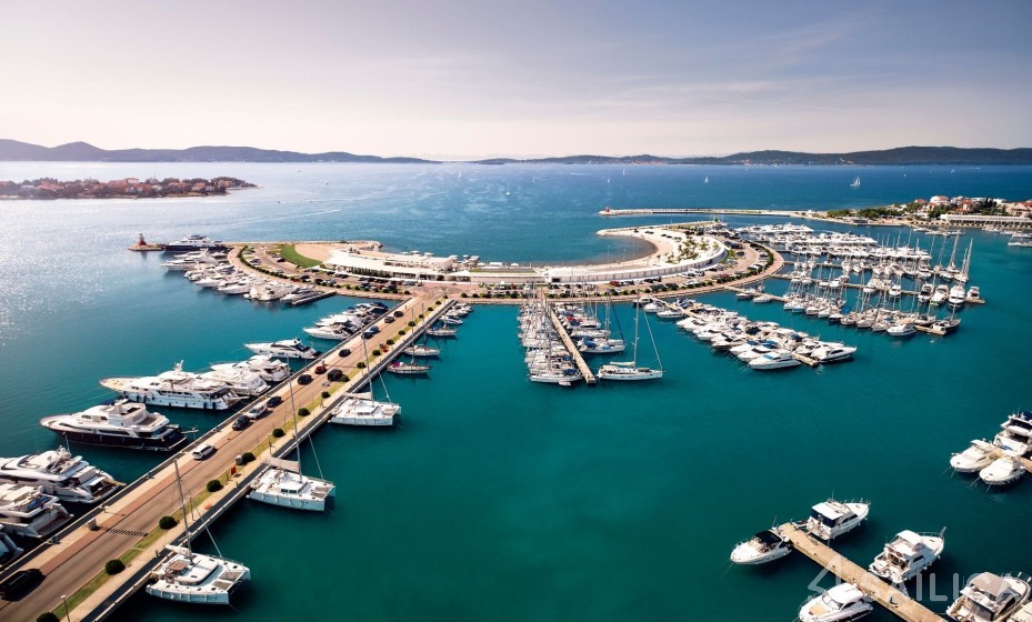 Dufour 470 - Yacht Charter Sailica