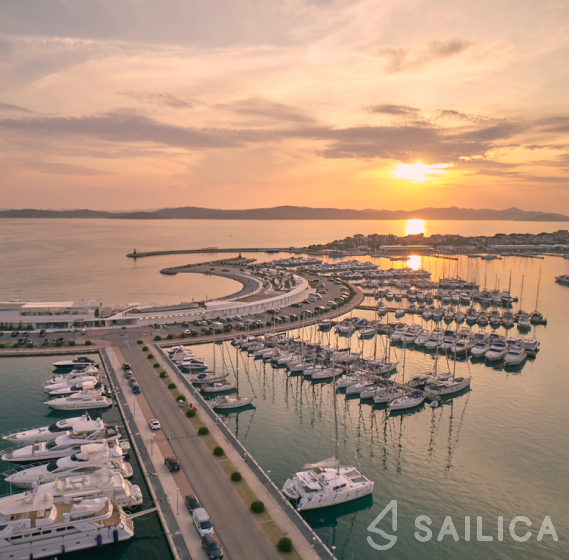 Dufour 470 - Yacht Charter Sailica