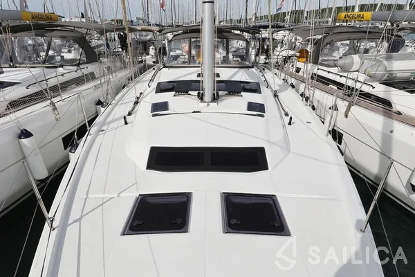 Dufour 470 - Yacht Charter Sailica