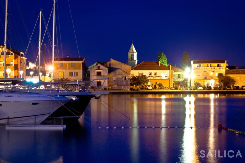Dufour 470 - Yacht Charter Sailica