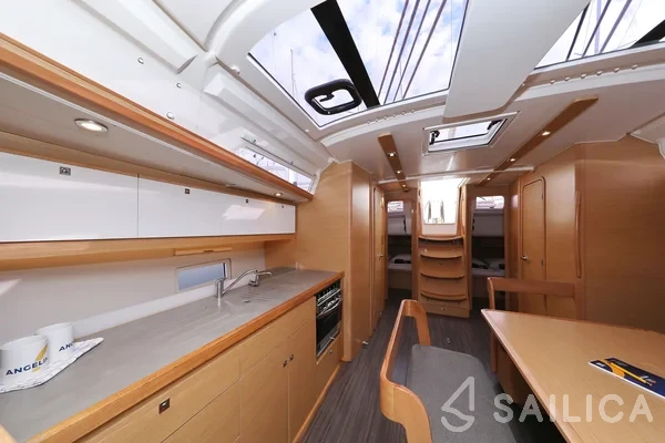 Dufour 430 Grand Large - Yacht Charter Sailica
