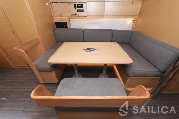 Dufour 430 Grand Large - Yacht Charter Sailica