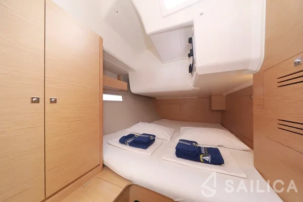 Dufour 412 GL - Yacht Charter Sailica