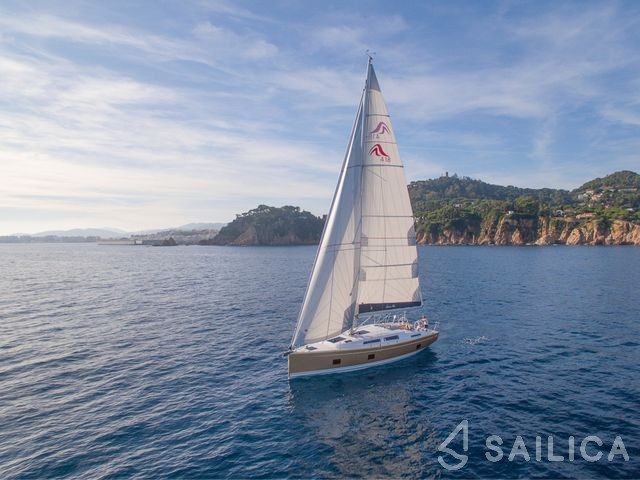 Hanse 418 - Yacht Charter Sailica