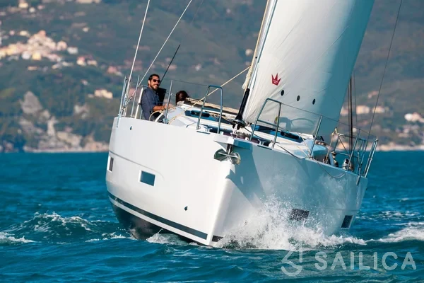 Dufour 390 Grand Large - Yacht Charter Sailica