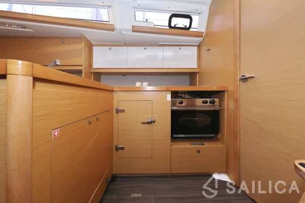 Dufour 390 Grand Large - Yacht Charter Sailica