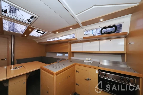 Dufour 390 Grand Large - Yacht Charter Sailica