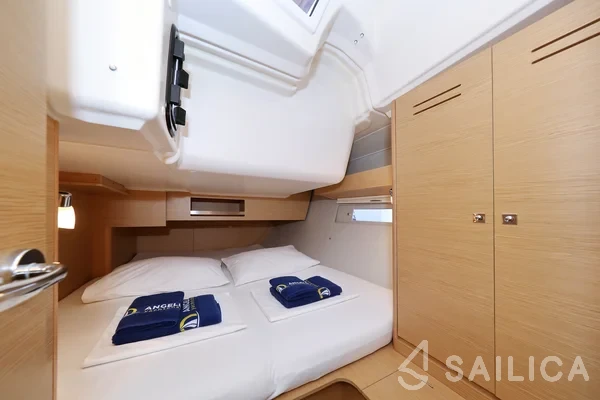 Dufour 390 Grand Large - Yacht Charter Sailica
