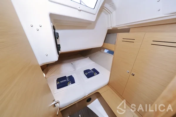 Dufour 390 Grand Large - Yacht Charter Sailica