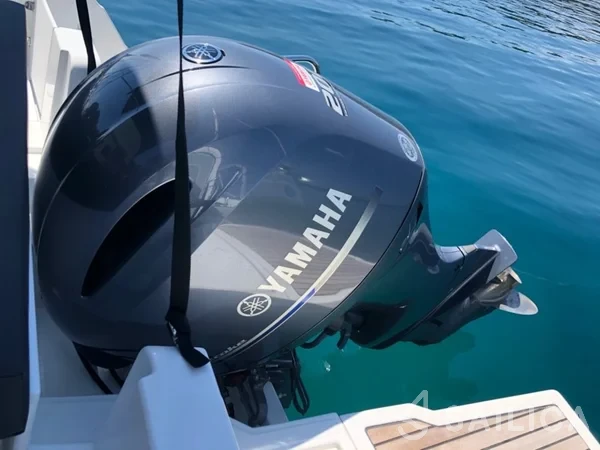 Merry Fisher 795 - Yacht Charter Sailica