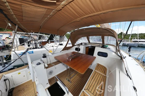 Elan Impression 40.1 - Yacht Charter Sailica