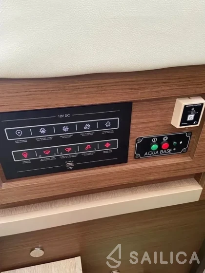 Lagoon 46  - Yacht Charter Sailica