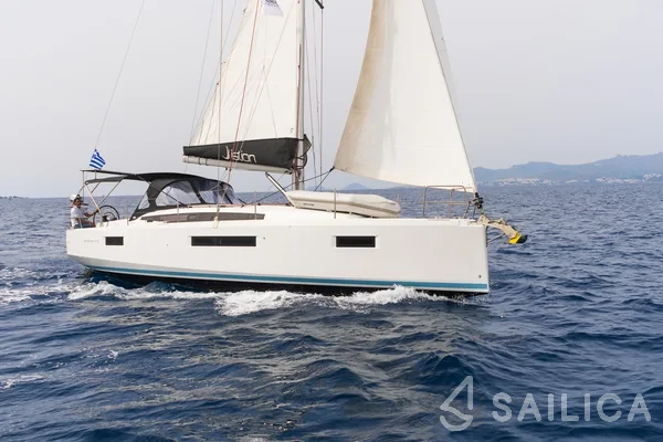 Sun Odyssey 410 - Yacht Charter Sailica
