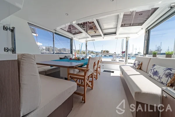 Bali 4.8  - Yacht Charter Sailica
