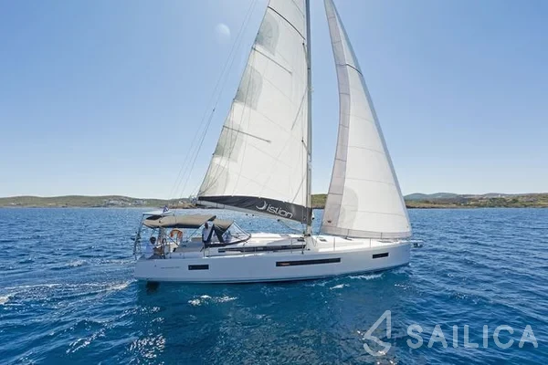 Sun Odyssey 490 - Yacht Charter Sailica