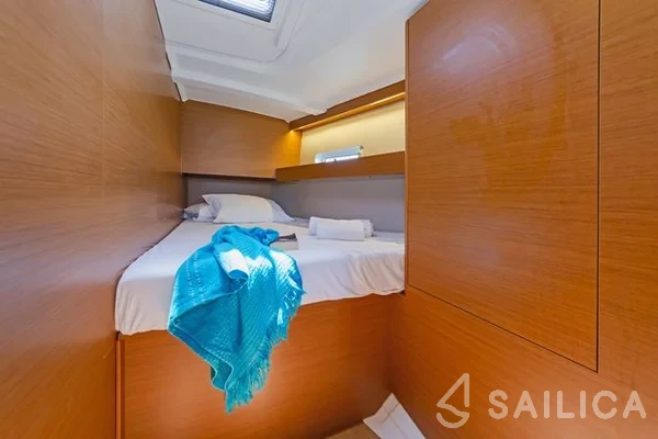 Sun Odyssey 490 - Yacht Charter Sailica