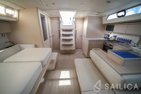 Oceanis 51.1 - Yacht Charter Sailica