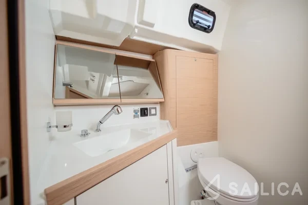 Oceanis 46.1 - Yacht Charter Sailica