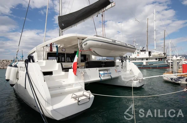 Lagoon 46  - Yacht Charter Sailica